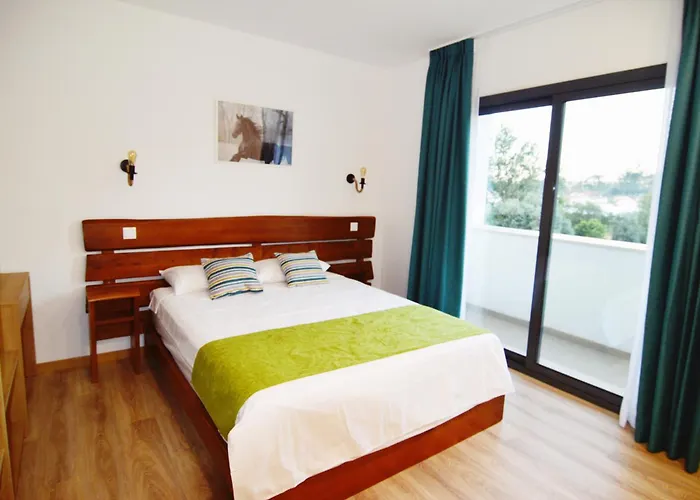 Equitare Rural Na Serra De Lousã *